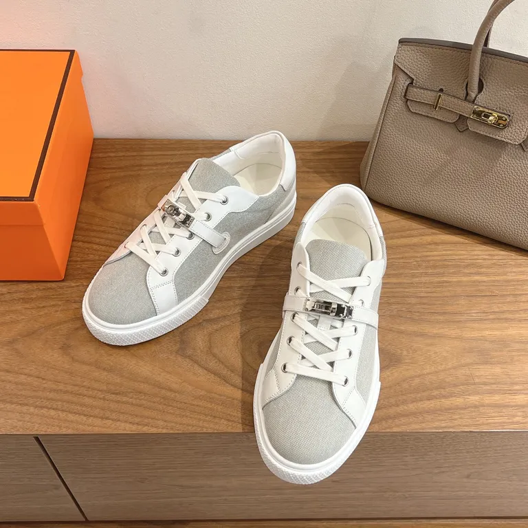 Hermes Shoe 